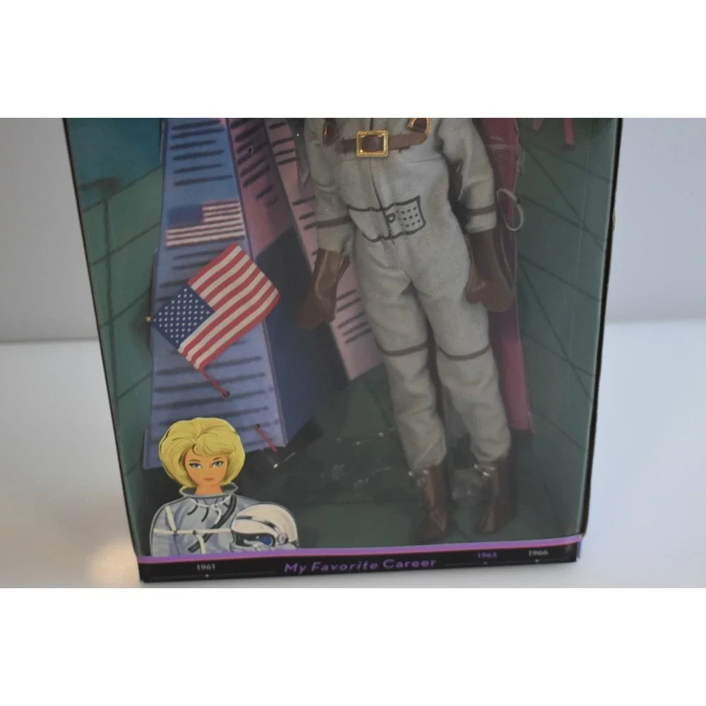 2009 Barbie My Favorite Career Astronaut Rocket Scientist 1965 Reproduction 4474